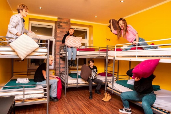 Do Step Inn  Hotel & Hostel image 12