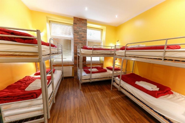 Do Step Inn  Hotel & Hostel image 16