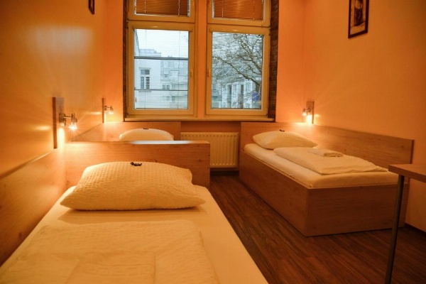 Do Step Inn  Hotel & Hostel image 18