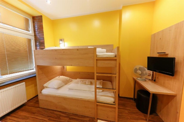 Do Step Inn  Hotel & Hostel image 20